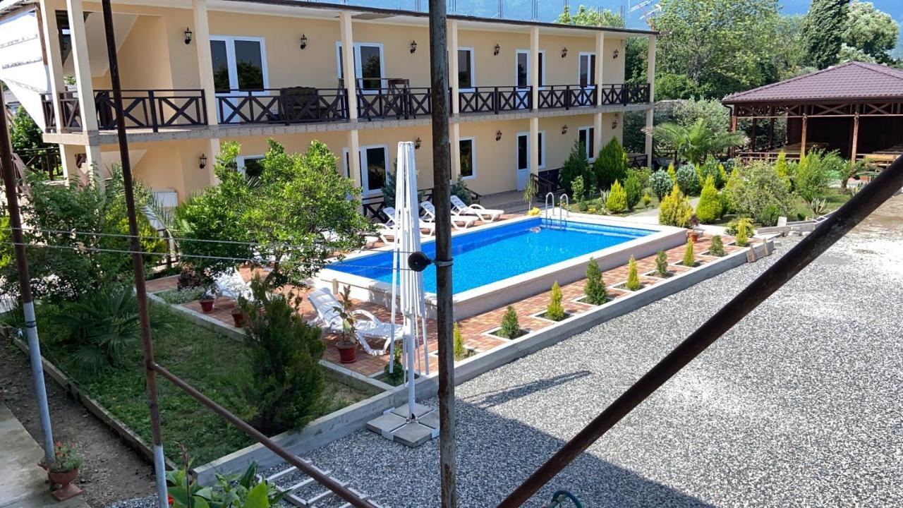 Guest House У Дедушки Самвела Alakhadzi Exterior foto
