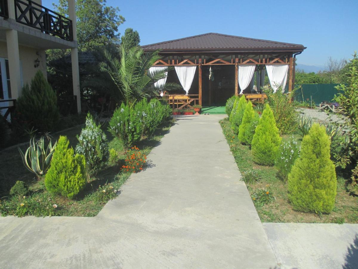 Guest House У Дедушки Самвела Alakhadzi Exterior foto