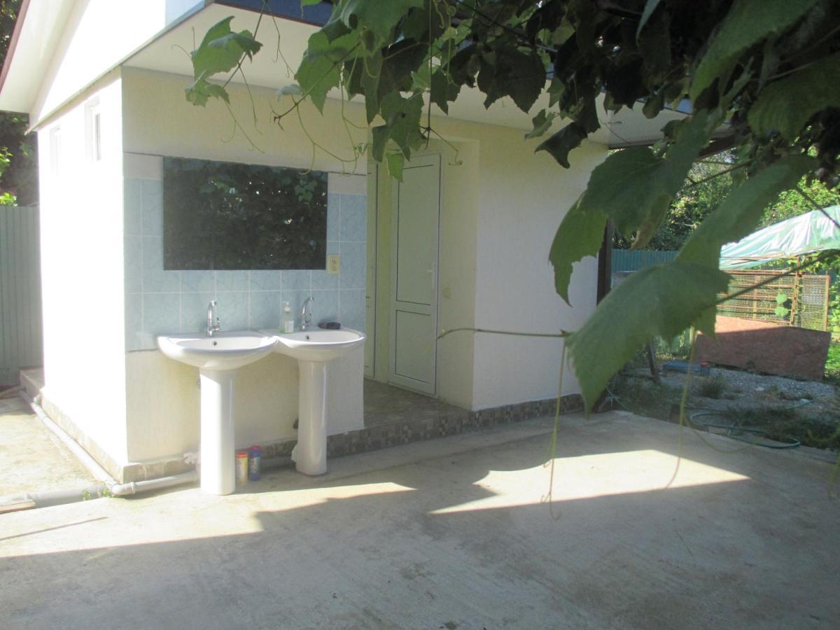 Guest House У Дедушки Самвела Alakhadzi Exterior foto