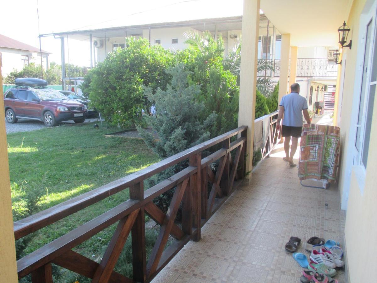 Guest House У Дедушки Самвела Alakhadzi Exterior foto
